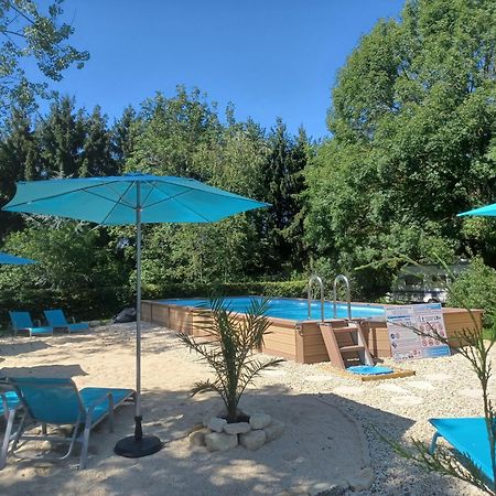 Camping Le Vallage Attigny Exterior photo